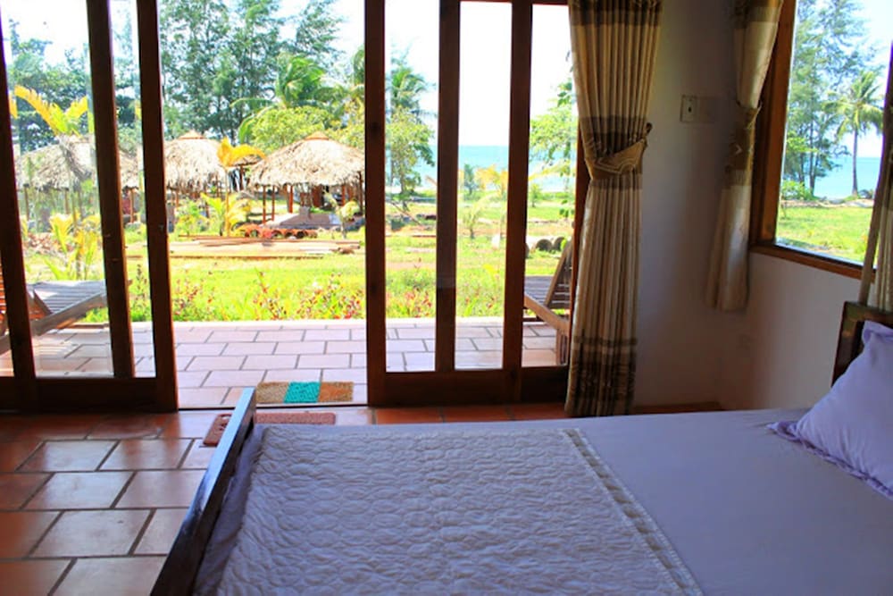 Vung Bau Resort 28/66