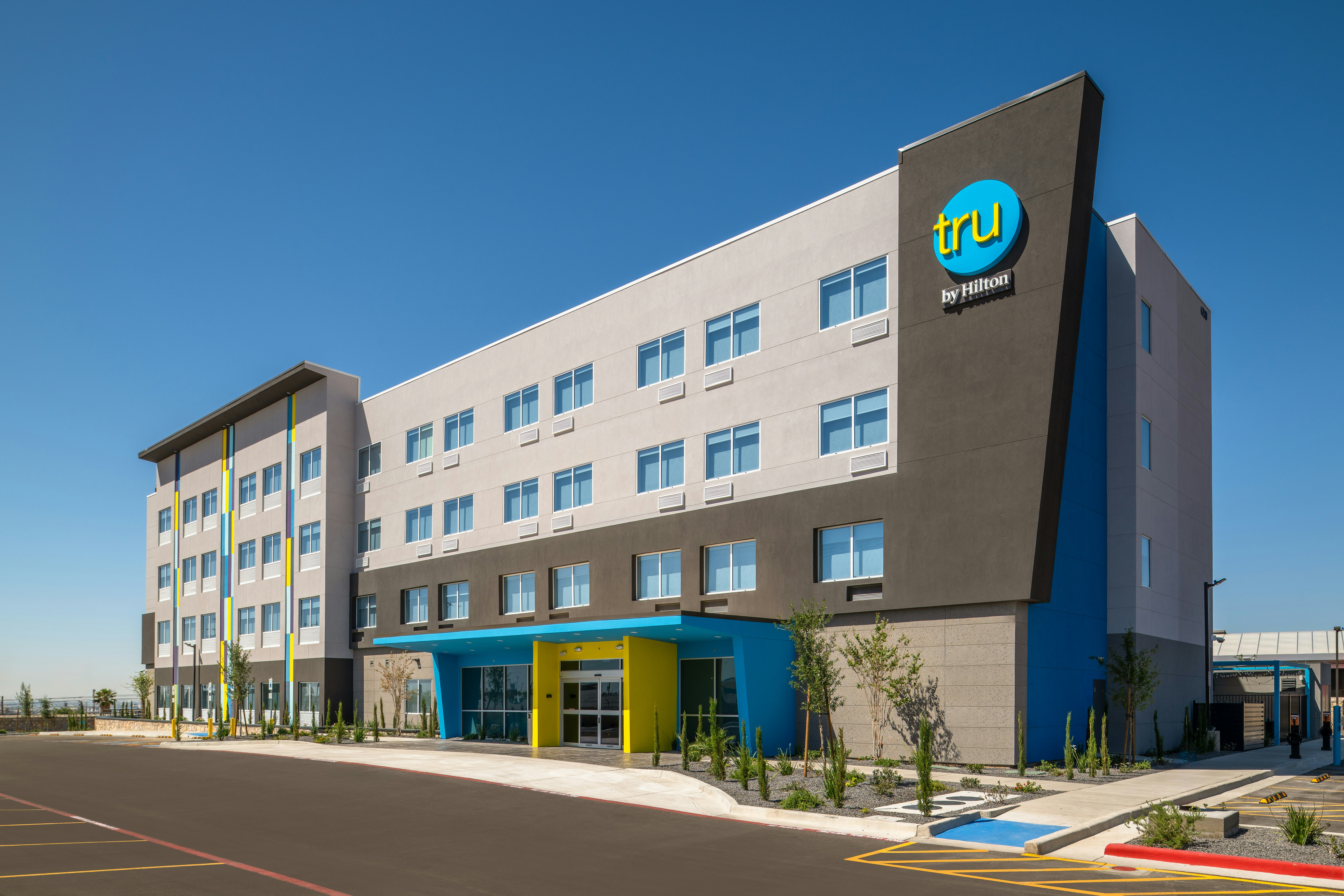 Tru by Hilton El Paso Airport 6/38
