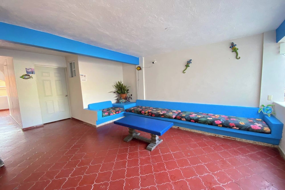 OYO Hotel Zihuatanejo Malibu 36/41