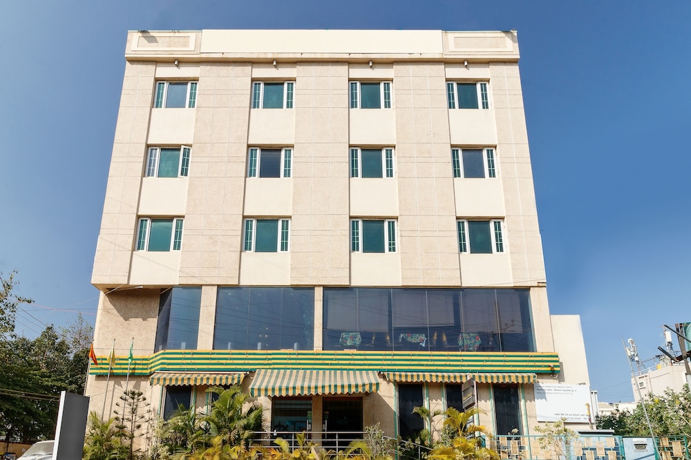 The Jamayca Hotel 1/22