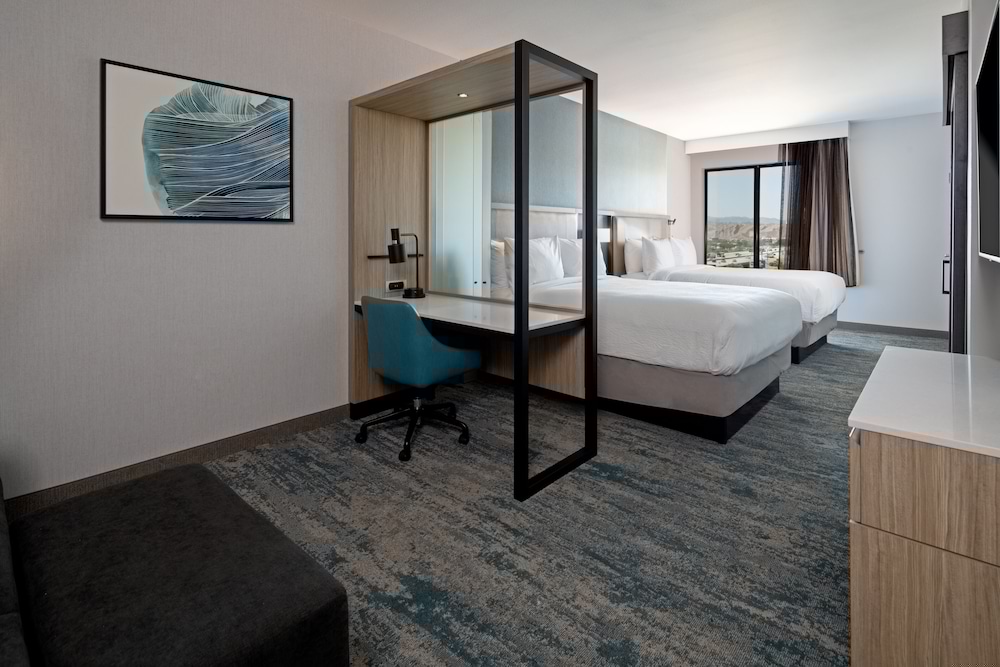 SpringHill Suites by Marriott Valencia 18/38