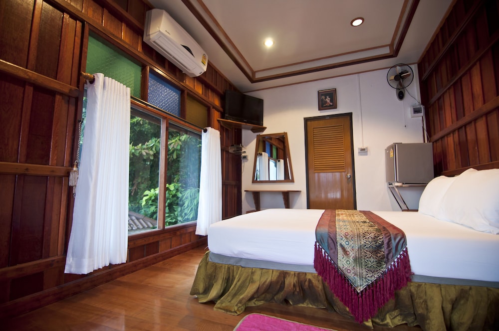 Bhuvarin Resort 45/70