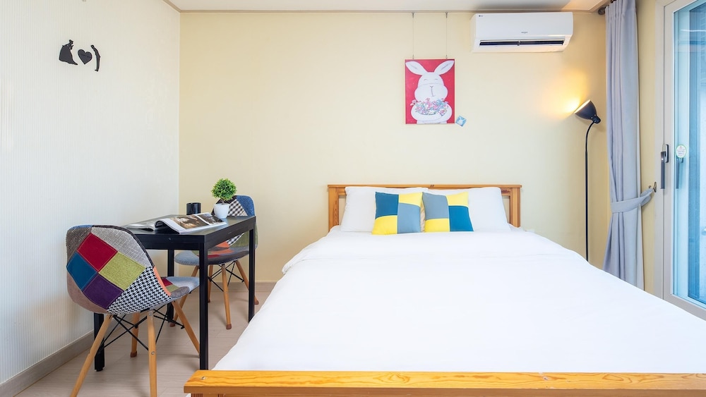 Jeju Inhouse Pension 13/53