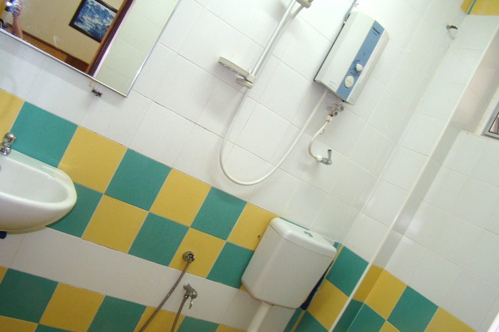 KT Beach Resort 32/33