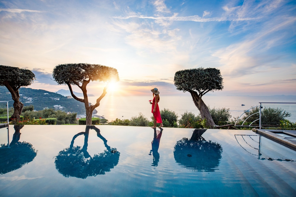 Villa Fiorella Art Hotel 48/80