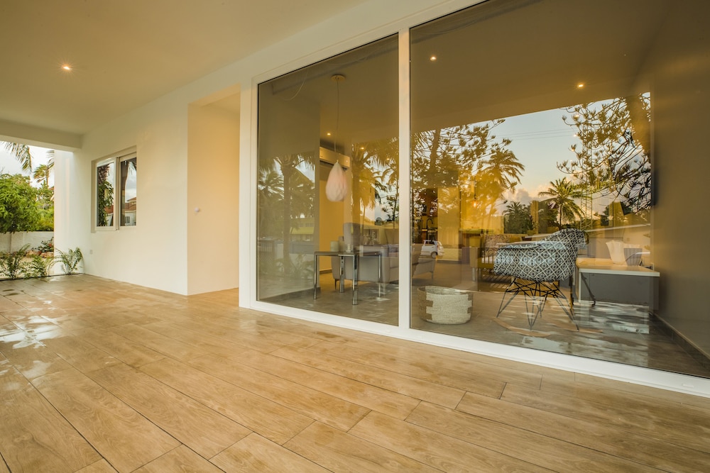 Boca Catalina Modern Villa 20/50