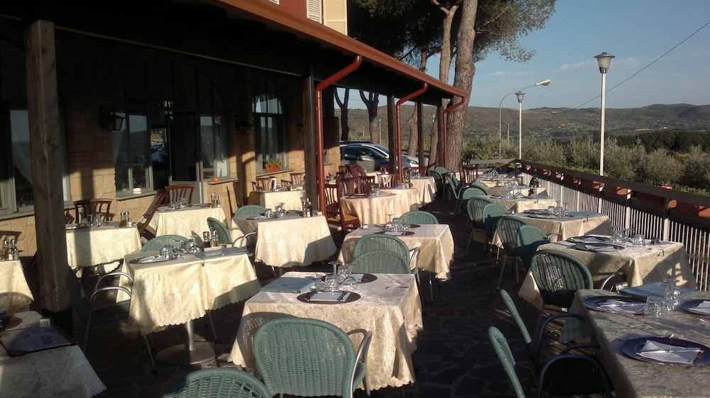 Hotel Cavalieri 37/50