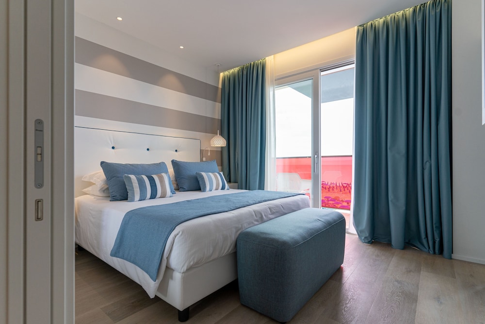 Junior Suite, Studio