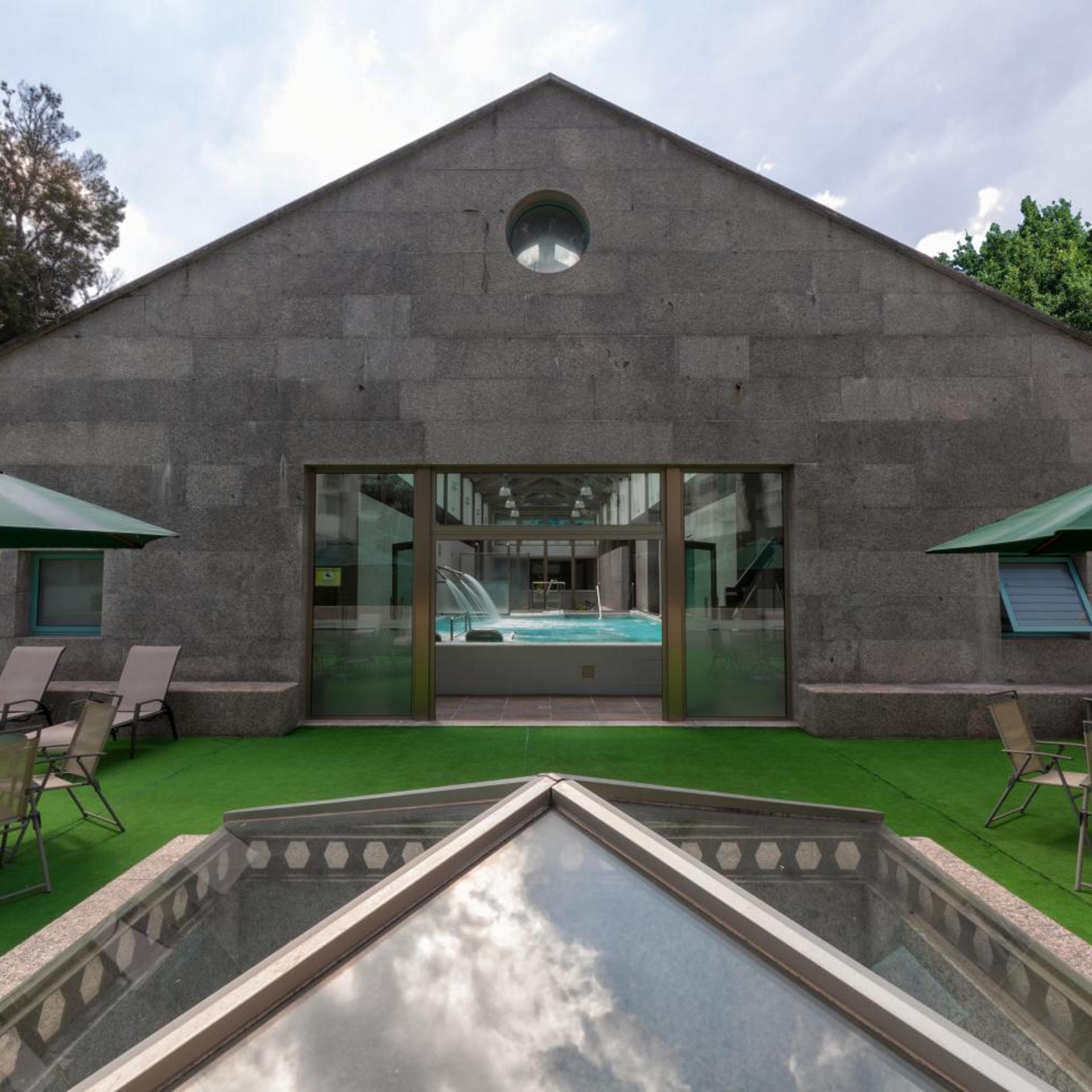 Balneario de Compostela 36/40