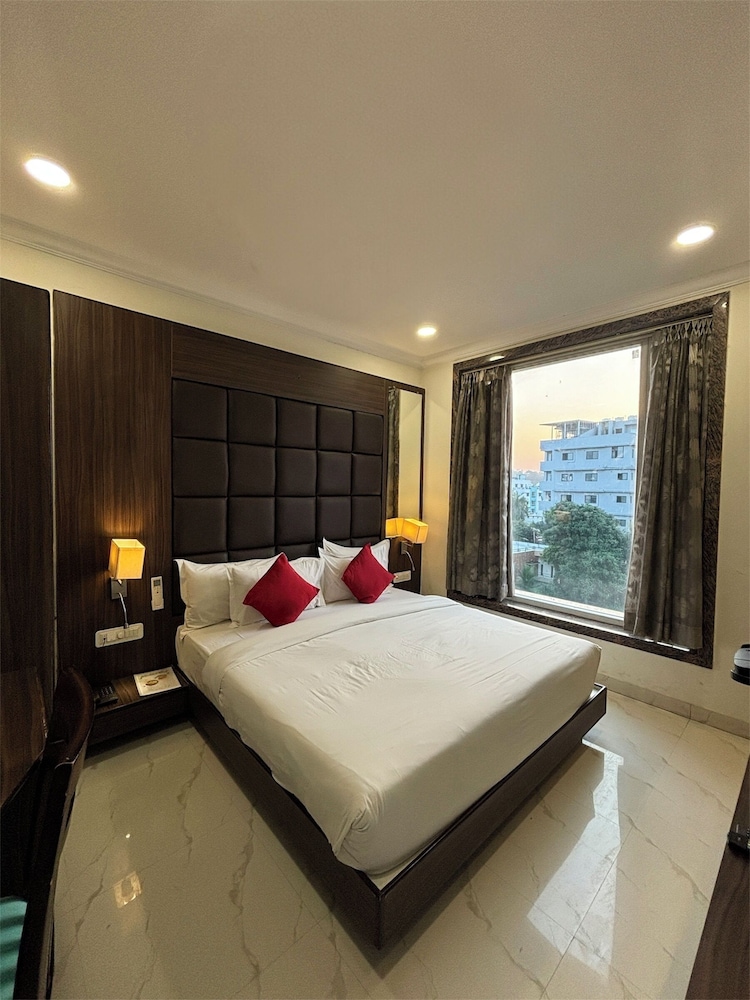 Hotel Gyan Garh Udaipur 13/49