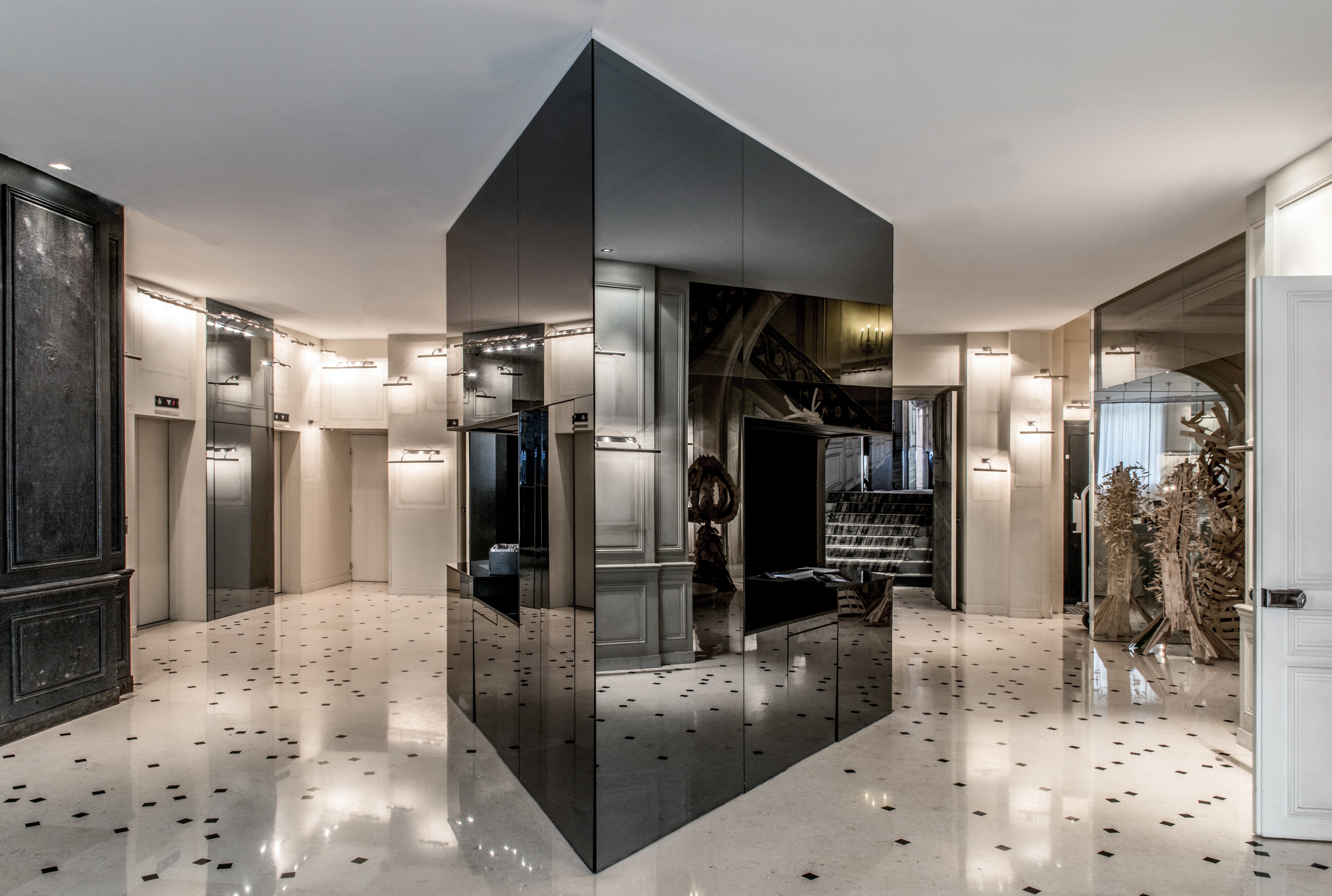 La Maison Champs Elysees 41/67