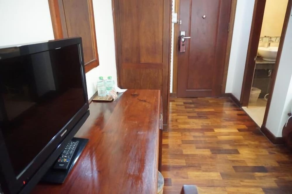 Manorom Boutique Hotel 5/17
