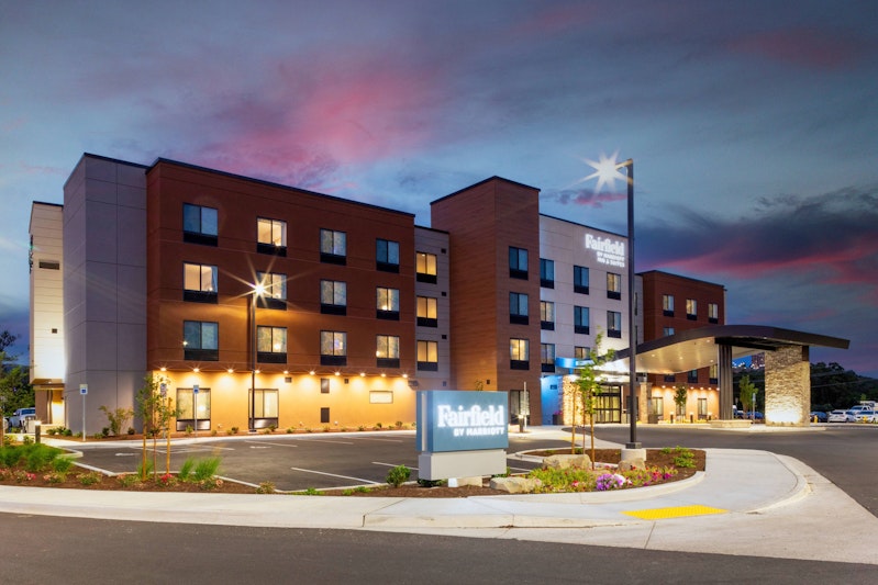 Fairfield Inn & Suites by Marriott Medford 1/15