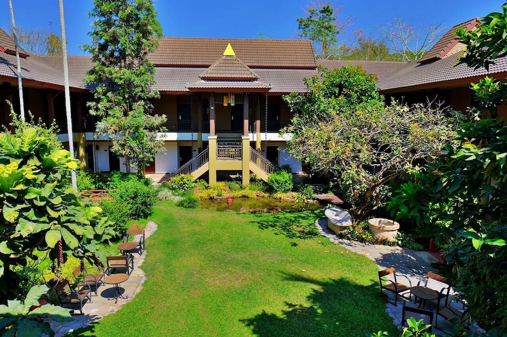 Mae Jo Golf Resort And Spa 38/50