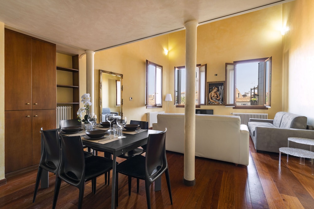 Doge Morosini Palace 36/50