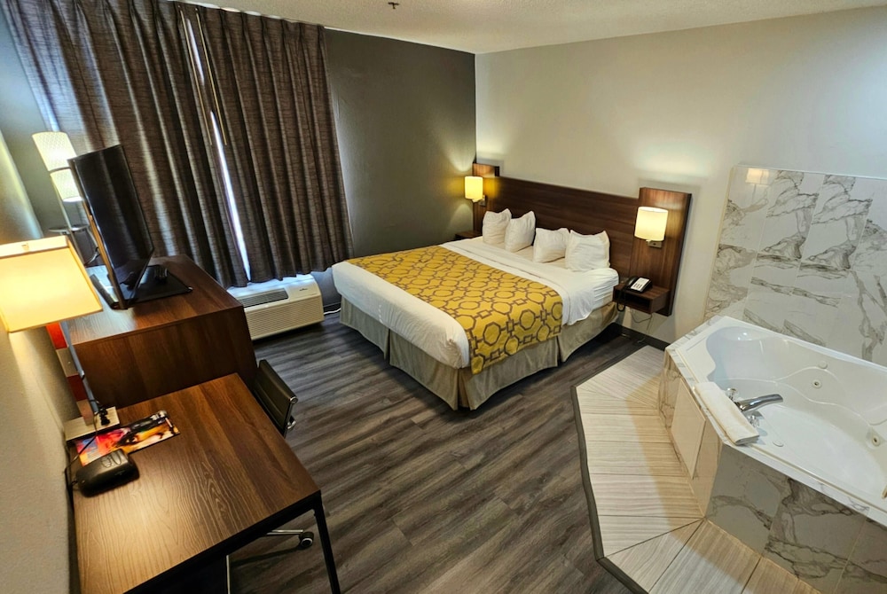Studio, Suite, King Bed, Jetted Tub