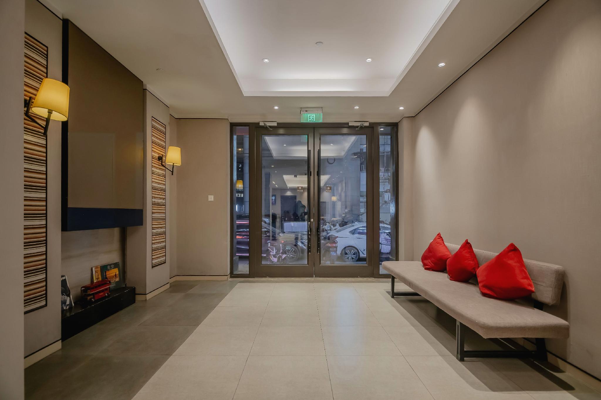Home Inn Plus (Nanjing Xinjiekou) 20/29
