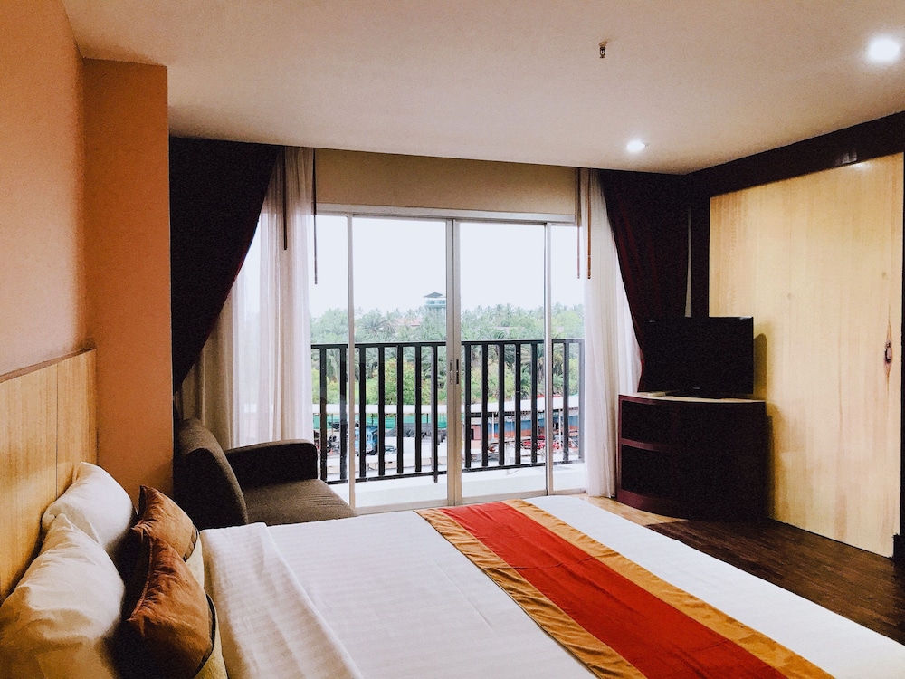 MALIN PATONG HOTEL 39/58