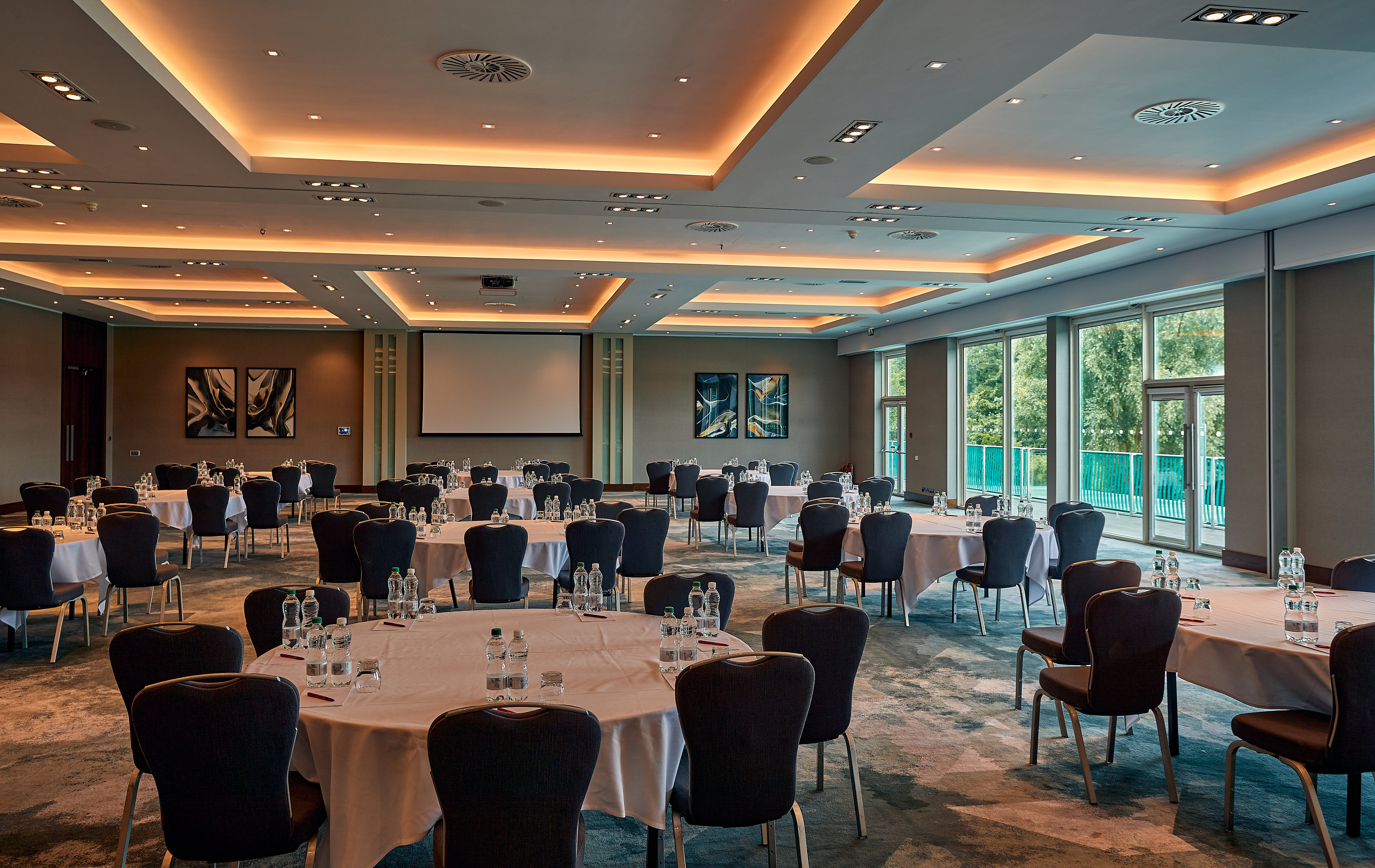 Crowne Plaza Marlow 61/74
