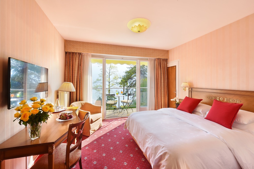 GOLF HOTEL RENE CAPT 28/67