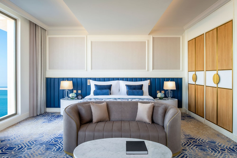 The St. Regis Doha 48/75