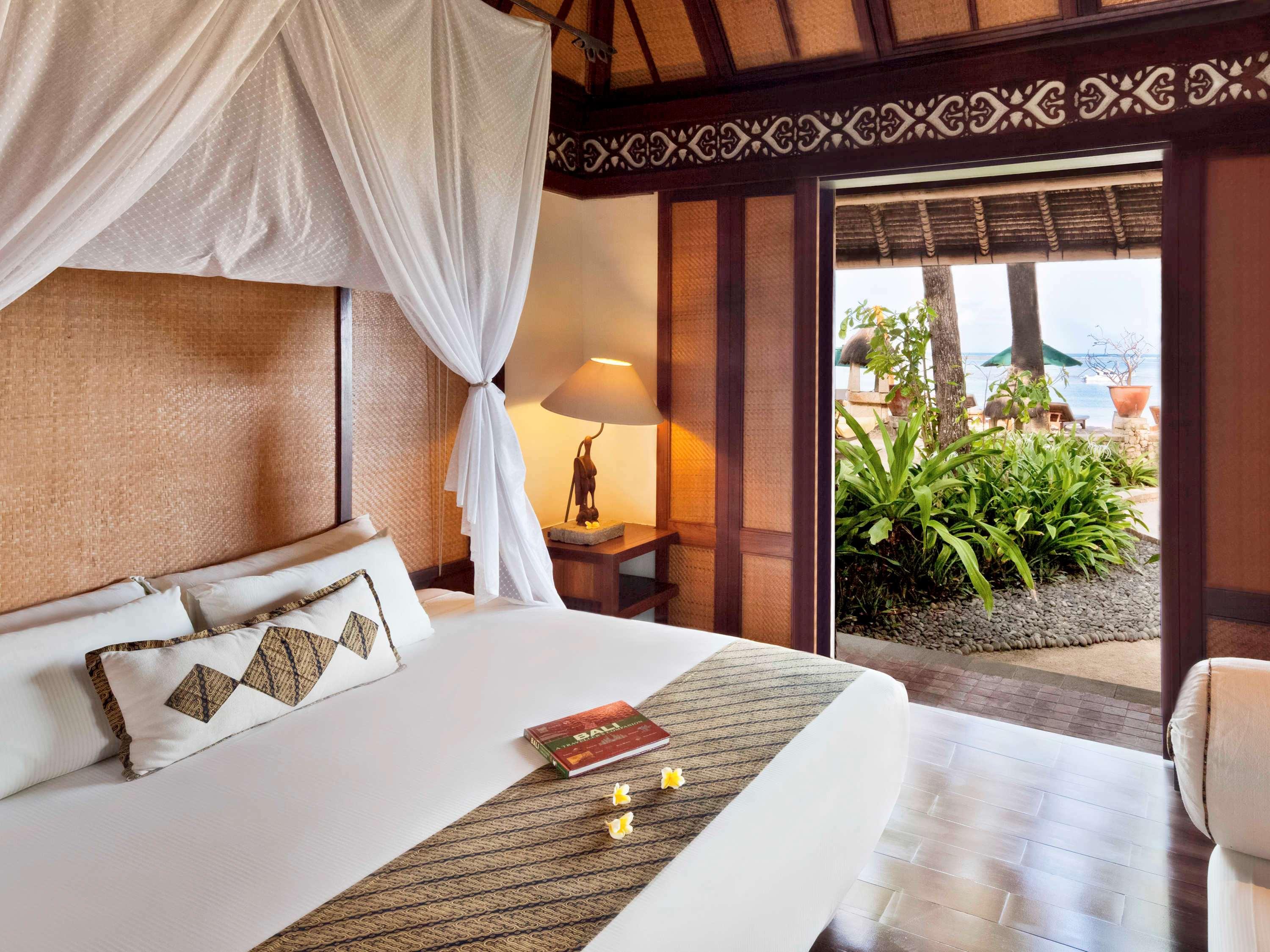 بنغل ديلوكس بسرير كينج، Novotel Bali Benoa 2/3