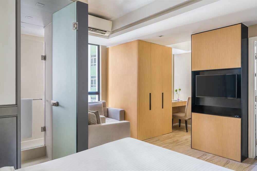 Ying nFlo, Hong Kong, Wan Chai 20/58