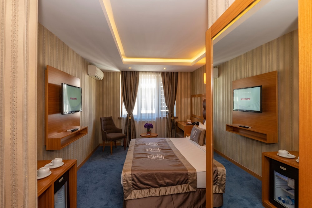 Regno Hotel 44/59