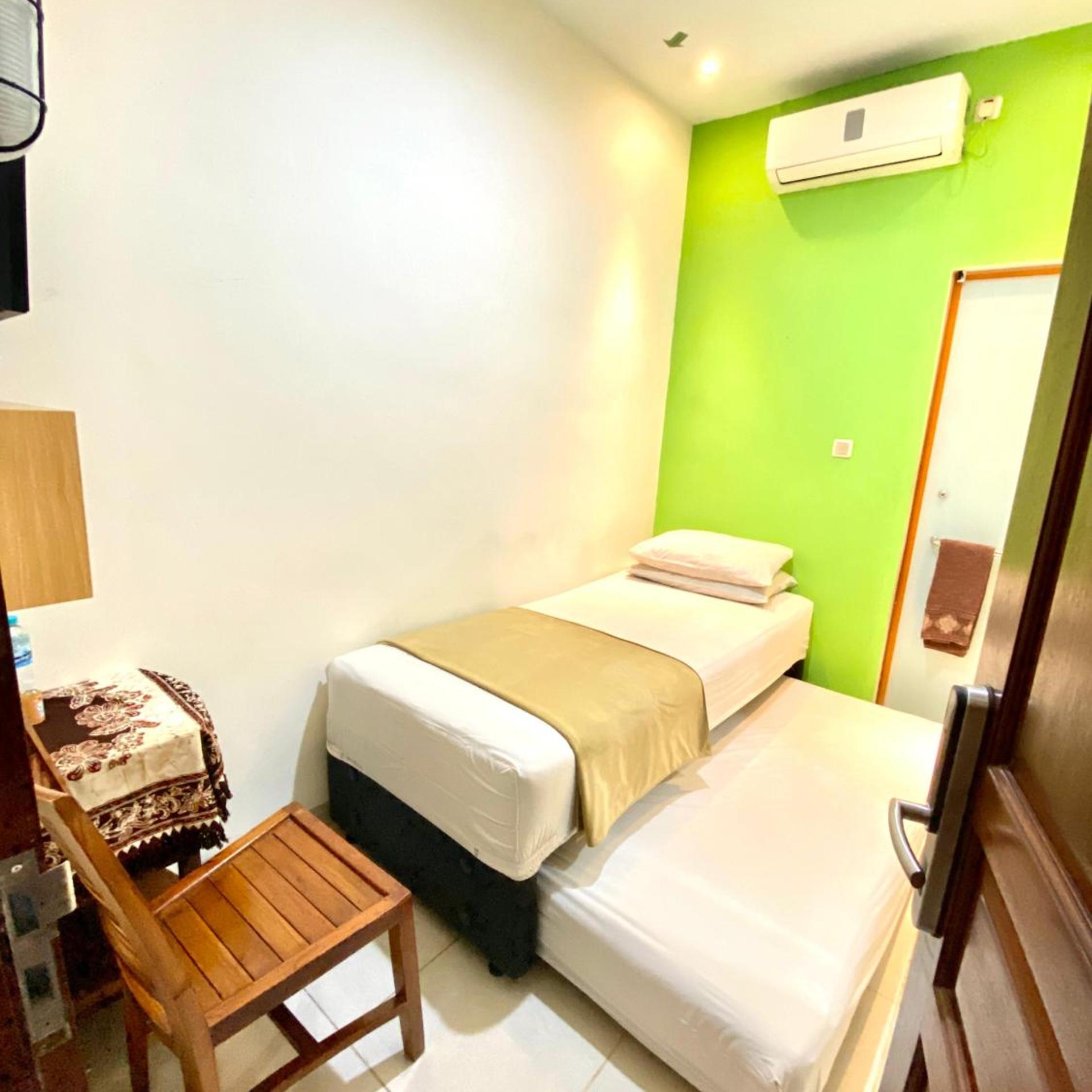 Cabin Hotel Bhayangkara 26/50