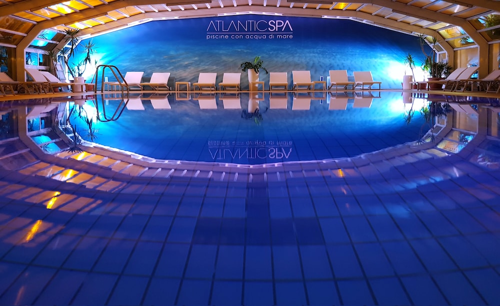Atlantic Hotel Riccione 48/75