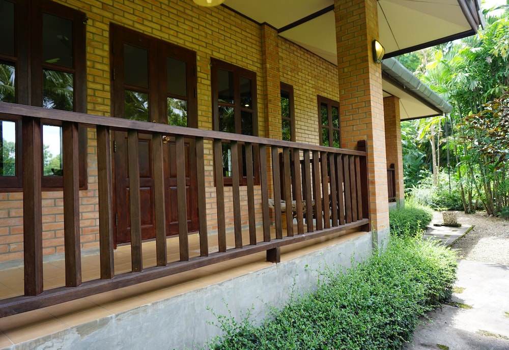Mae Nai Gardens 3/50