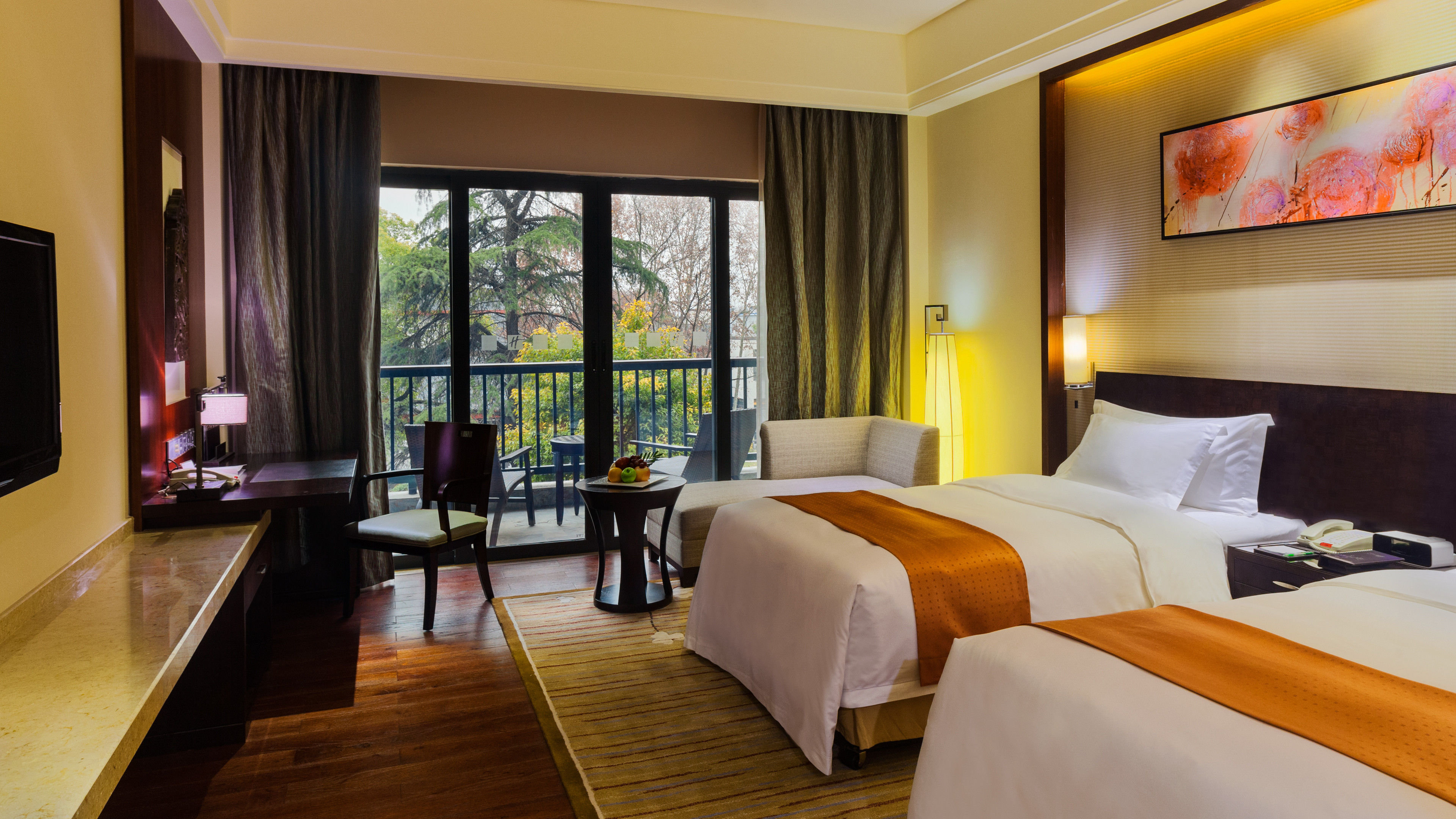 HOLIDAY INN RESORT CHAOHU HOT SPRING 10/40