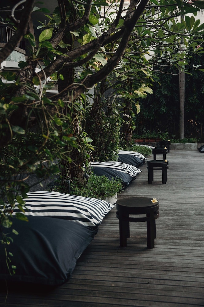 The Vira Bali Boutique Hotel & Suites 71/81