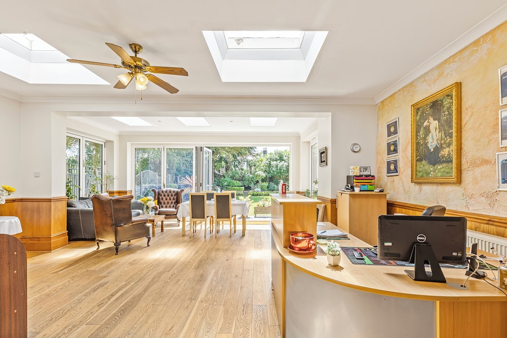 Heatherbank Guesthouse 3/50