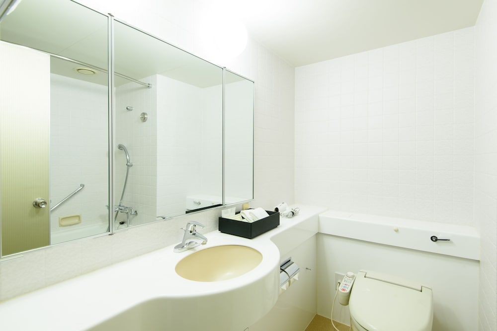 Kanazawa Tokyu Hotel 48/50