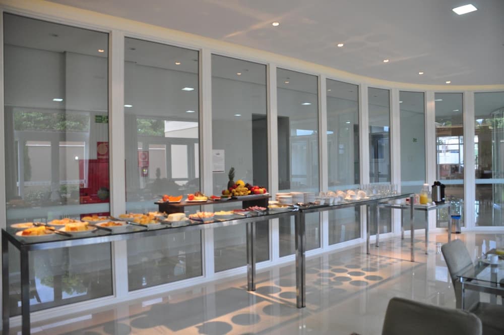 Kamur Plaza Hotel 26/41