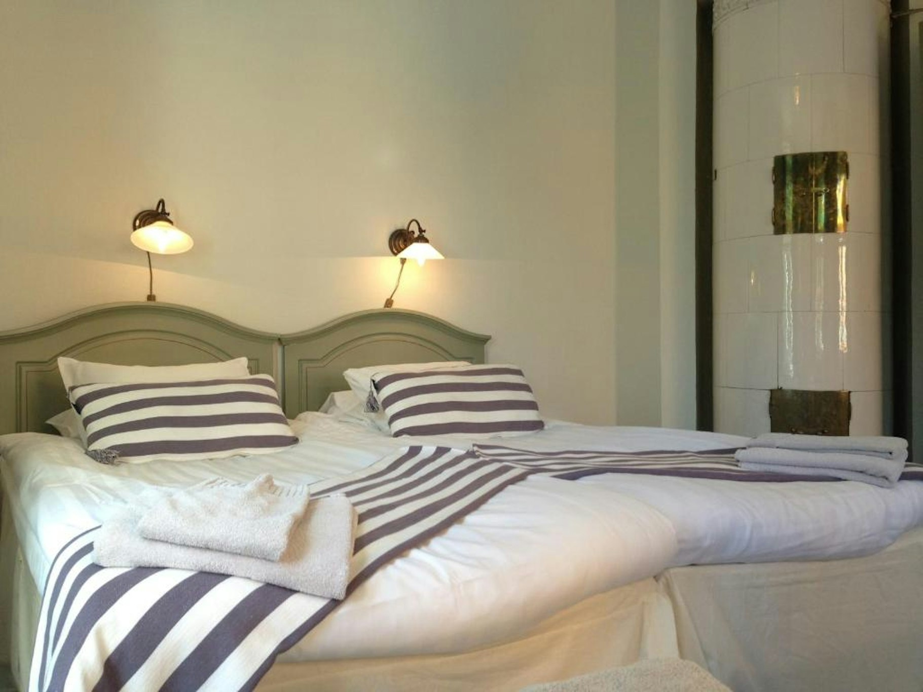 Strand Hotell 7/14