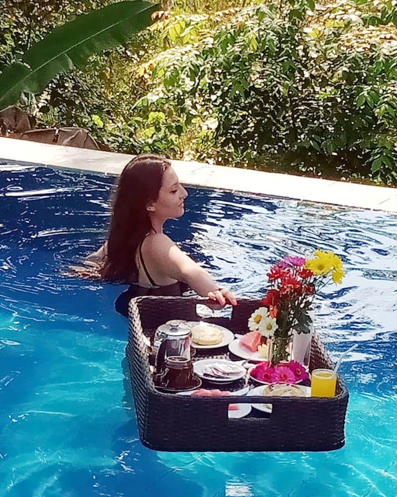 Puri Saron Madangan Hotel 42/50