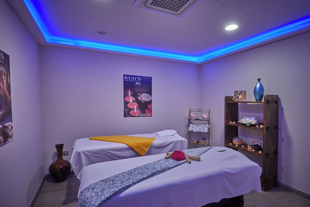 Sandos Benidorm Suites 10/50