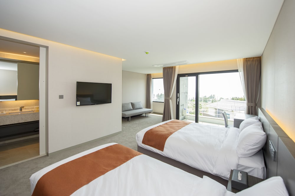 Grandmer Hotel Jeju 26/67