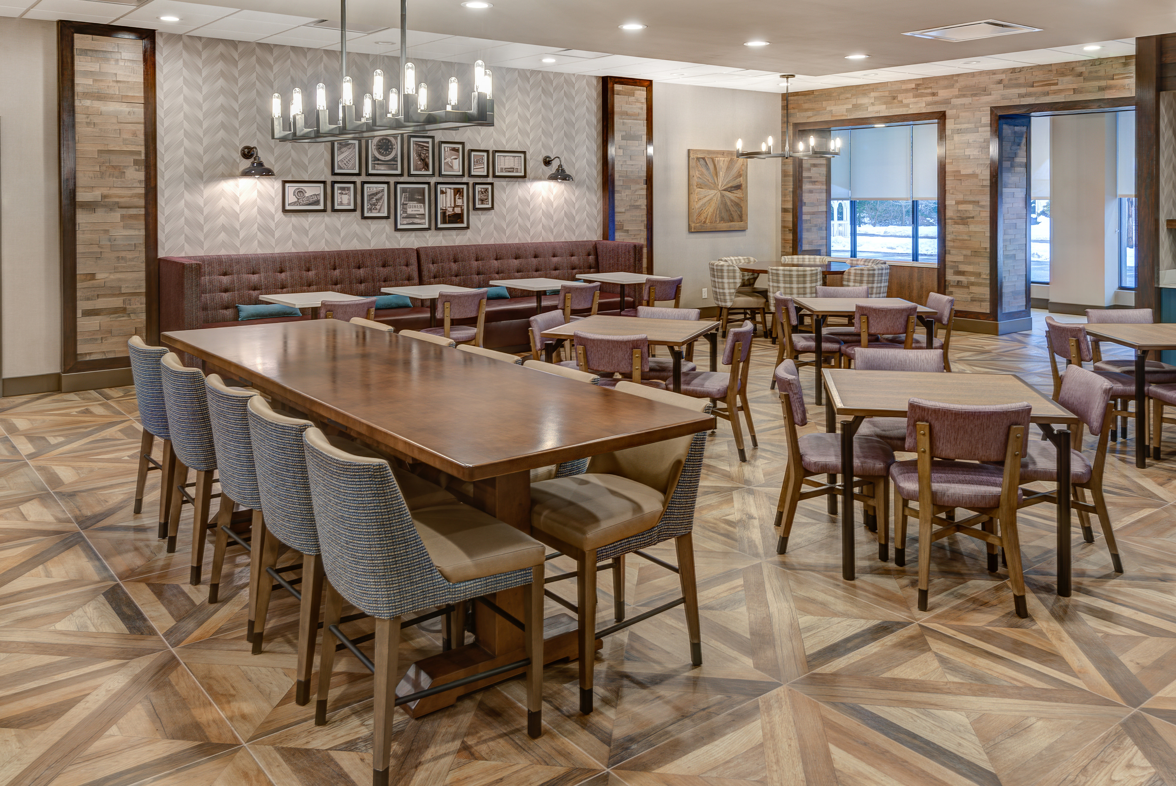 Holiday Inn East Windsor 39/60