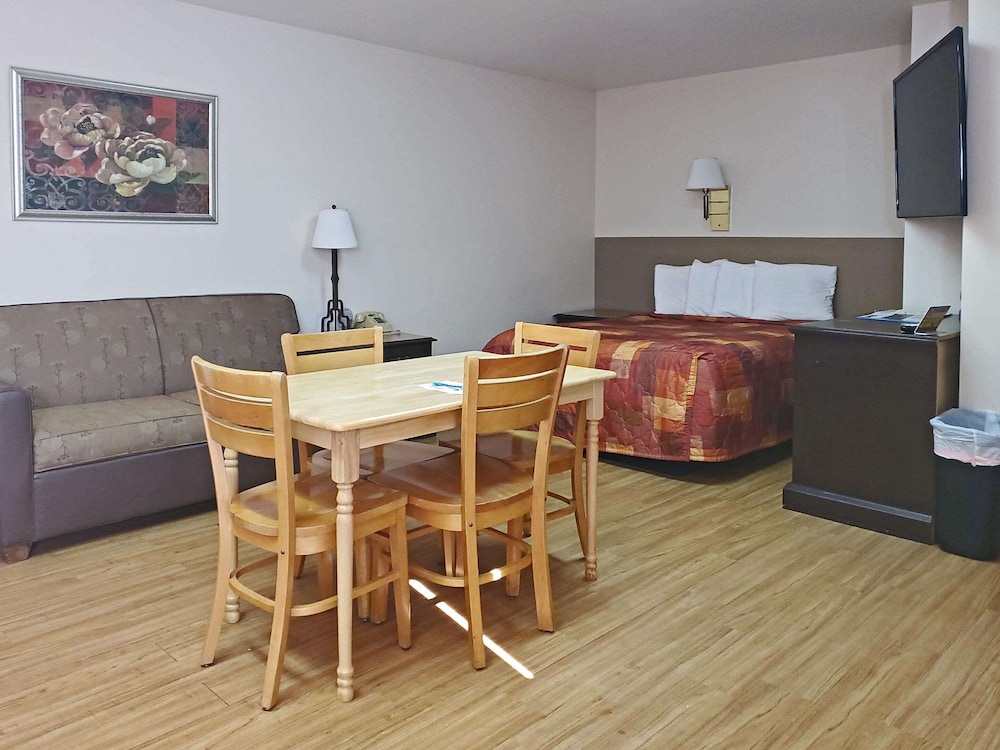 Rodeway Inn Buffalo, WY 27/38