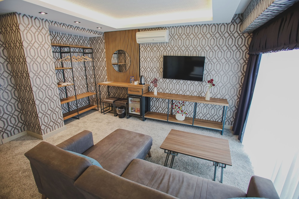 Prusias Otel 19/38