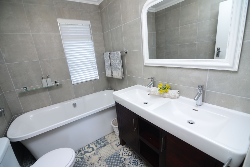 dk villas 1 Harbour View (Hout Bay) 47/50