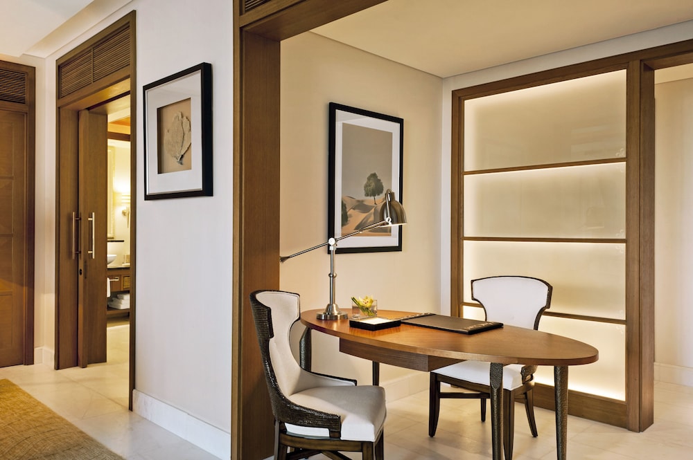 The St. Regis Saadiyat Island Resort Abu Dhabi 63/81