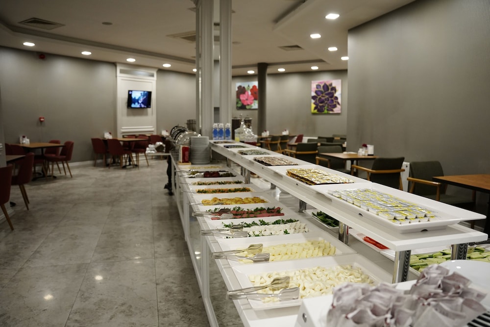 Enerji Hotel 41/46