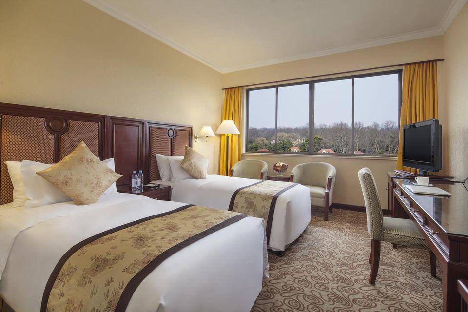 SUPERIOR, TWIN BEDS, WITH VIEW