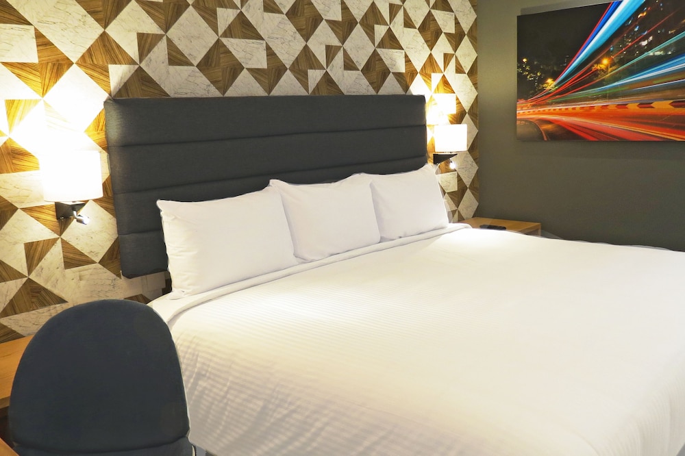 Urbainn Hotel 14/39