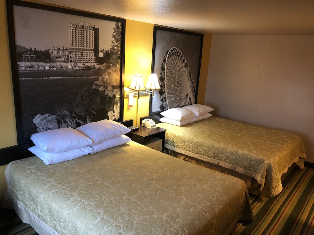 Super 8 by Wyndham Coeur d'Alene 7/32