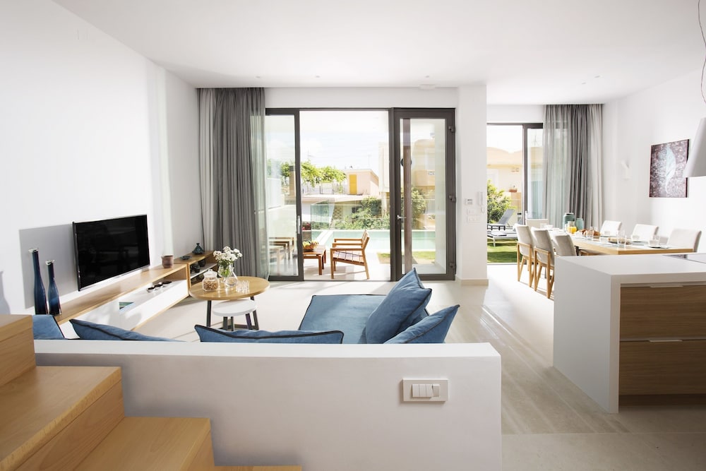 S&K Villas 14/29